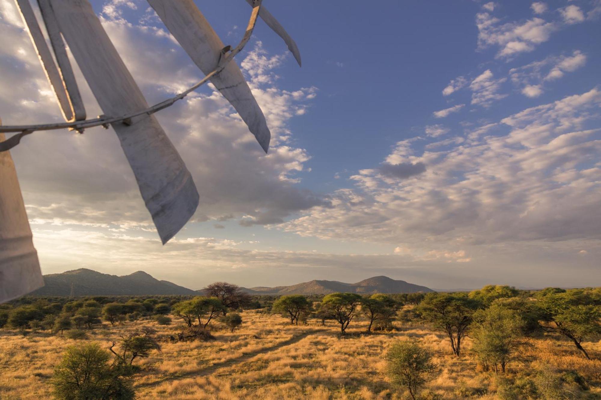 Gabus Safari Lodge Otavi Esterno foto